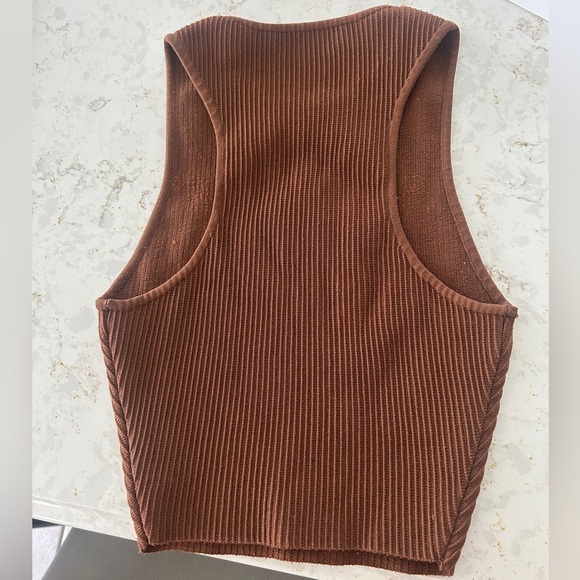 aritzia Babaton Racerback Tank Top ~ size XXS - Picture 3 of 5